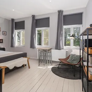 Spacious Guest Near Historic Market - 5 Min Walk Brügge