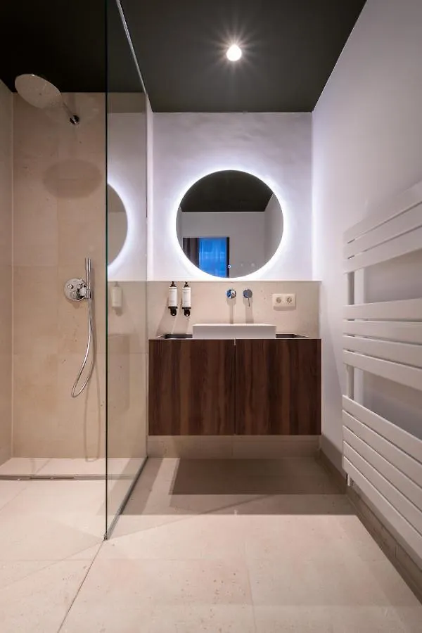 One Two Four - Hotel & Spa Ghent